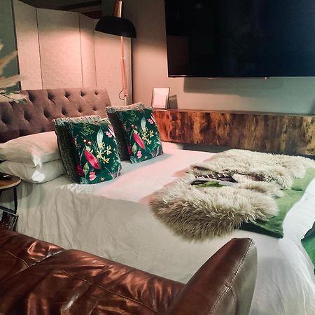The Fifth Quarters, Grade II Listed Apartment, The Lace Market, Ng1, City Centre, Nottingham, Sleeps 4 Екстериор снимка